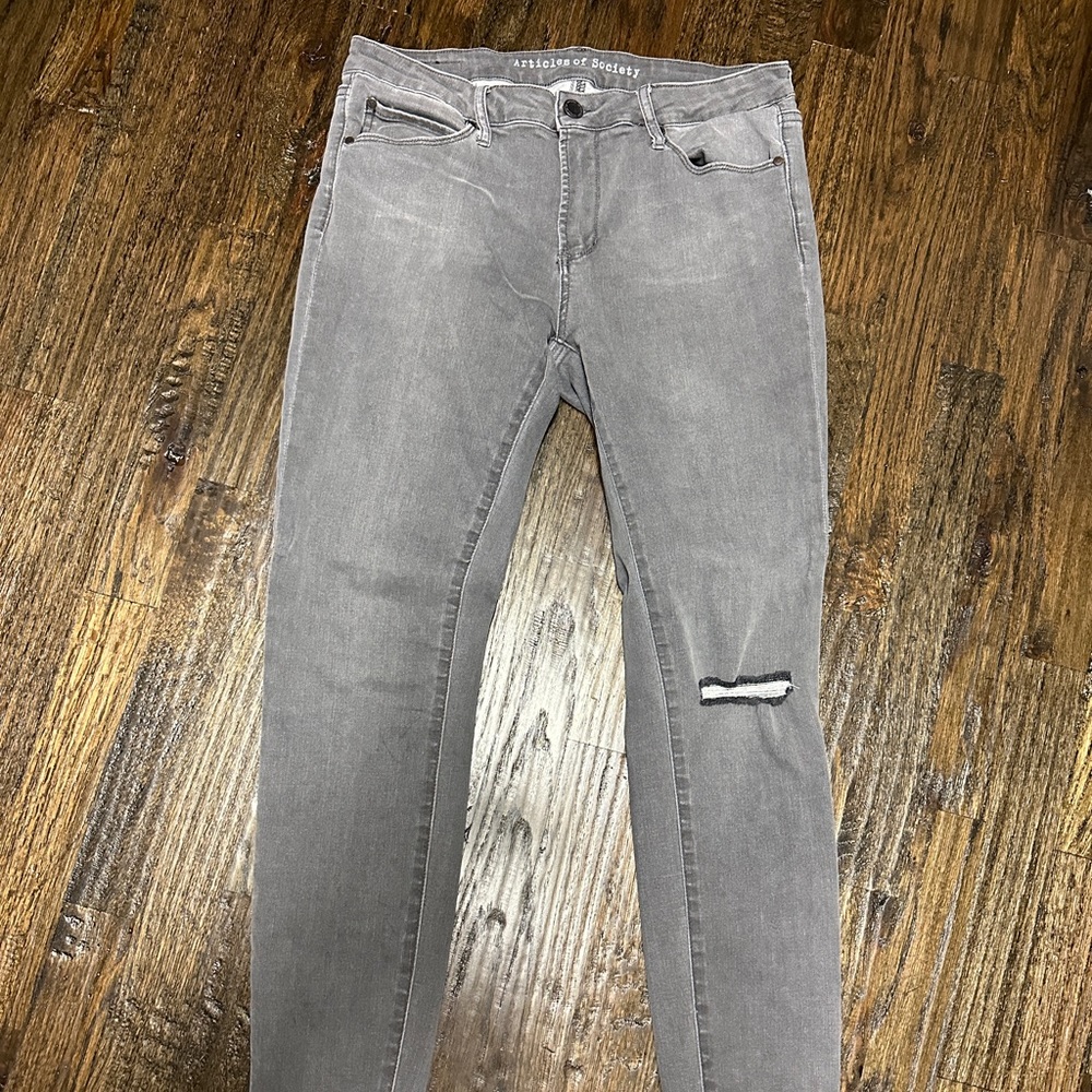 Articles of Society Grey Wash Jeans in Size 30
